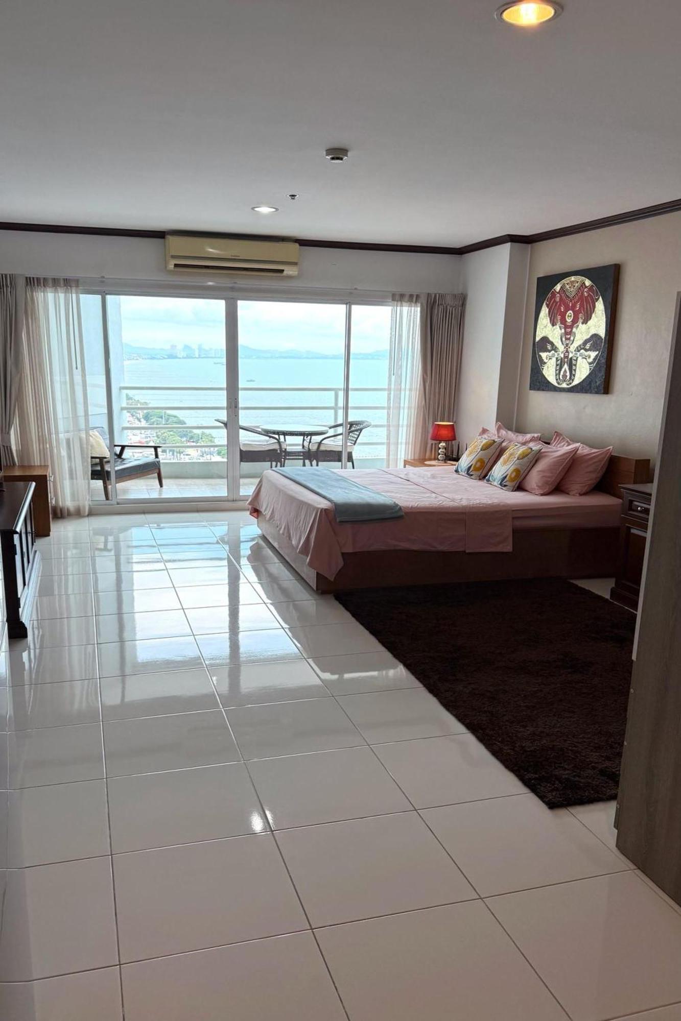 Apartemen View Talay By Vlad *
